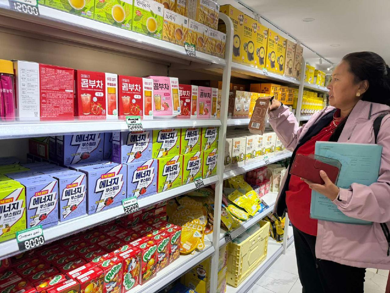 Импортын хүнсний худалдаанд төлөвлөгөөт бус хяналт шалгалт хийж байна